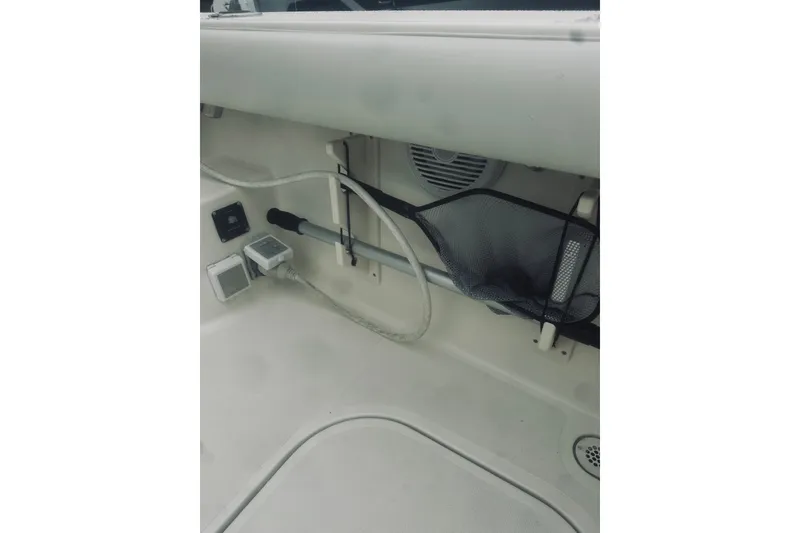 Slide: The Image of Pursuit OS 335 Offshore 2008 - 35