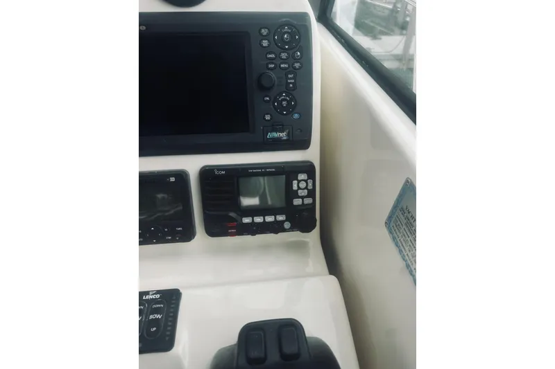 Slide: The Image of Pursuit OS 335 Offshore 2008 - 92