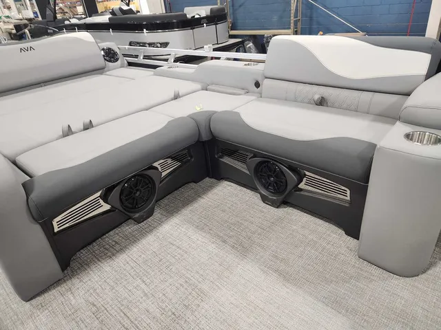 Slide: The Image of Avalon 2385 25 LSZ VRL 2026 - 16