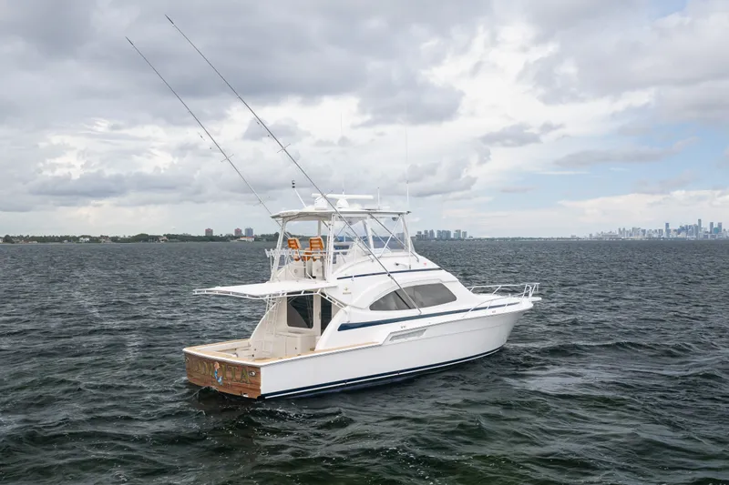 Slide: The Image of Bertram 450 Convertible 2003 - 2