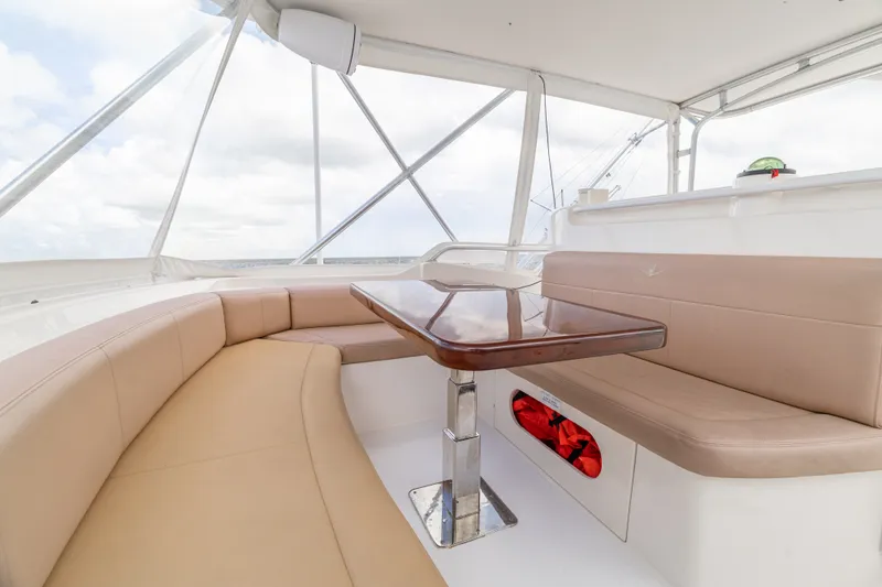 Slide: The Image of Bertram 450 Convertible 2003 - 31