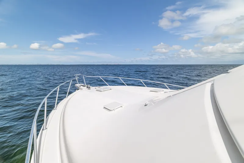 Slide: The Image of Bertram 450 Convertible 2003 - 33