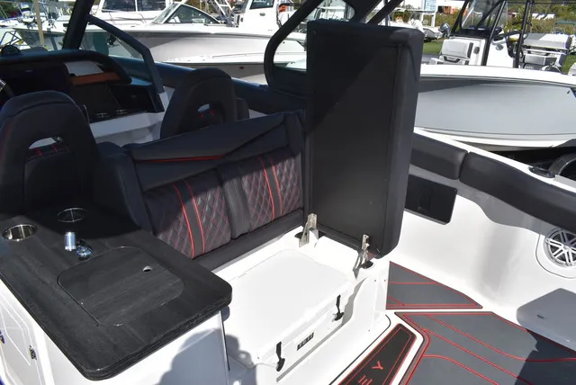 Slide: The Image of Monterey ELITE 30 OB 2026 - 26