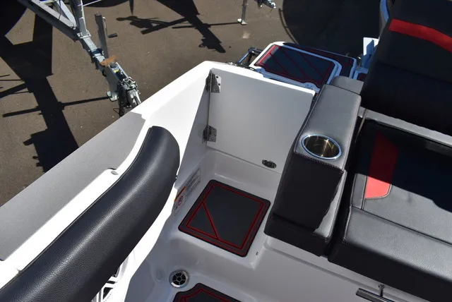 Slide: The Image of Monterey ELITE 30 OB 2026 - 81