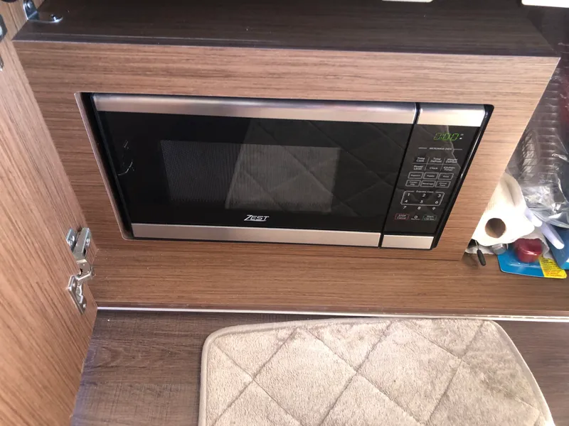 Slide: The Image of Beneteau Antares 9 2022 - 7