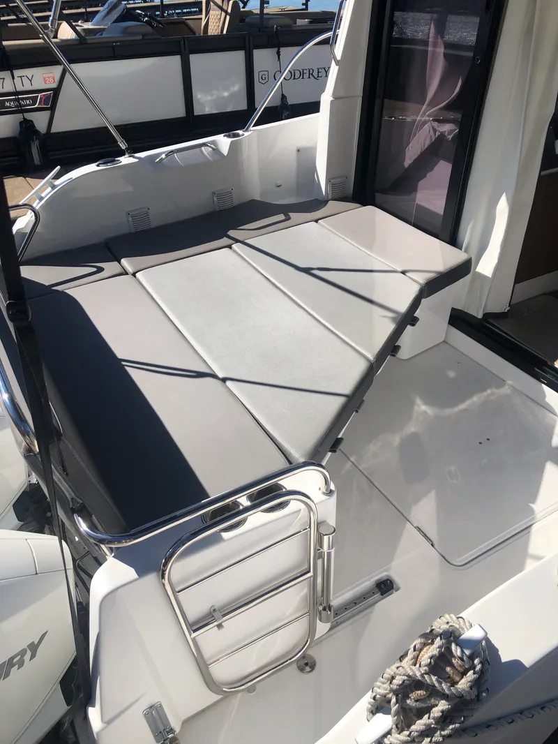 Slide: The Image of Beneteau Antares 9 2022 - 29