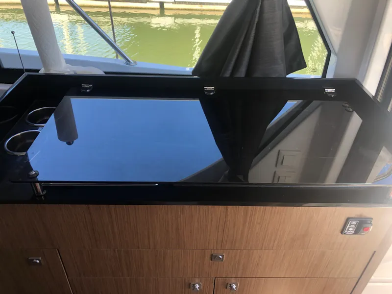 Slide: The Image of Beneteau Antares 9 2022 - 6