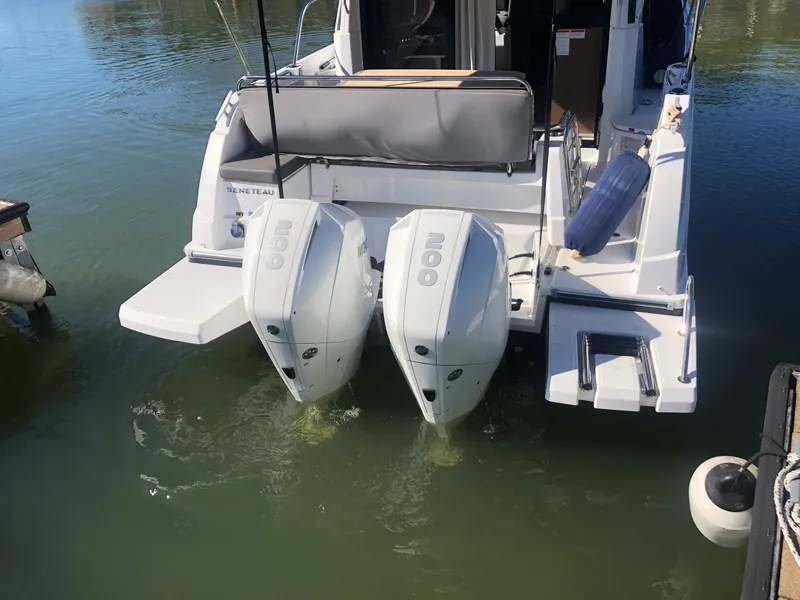 Slide: The Image of Beneteau Antares 9 2022 - 45