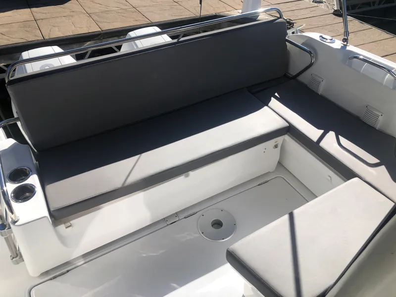 Slide: The Image of Beneteau Antares 9 2022 - 33