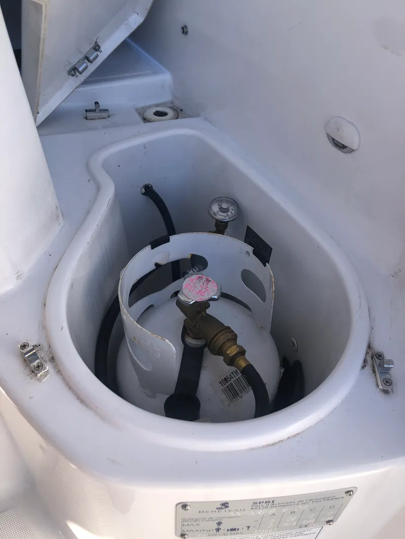 Slide: The Image of Beneteau Antares 9 2022 - 44