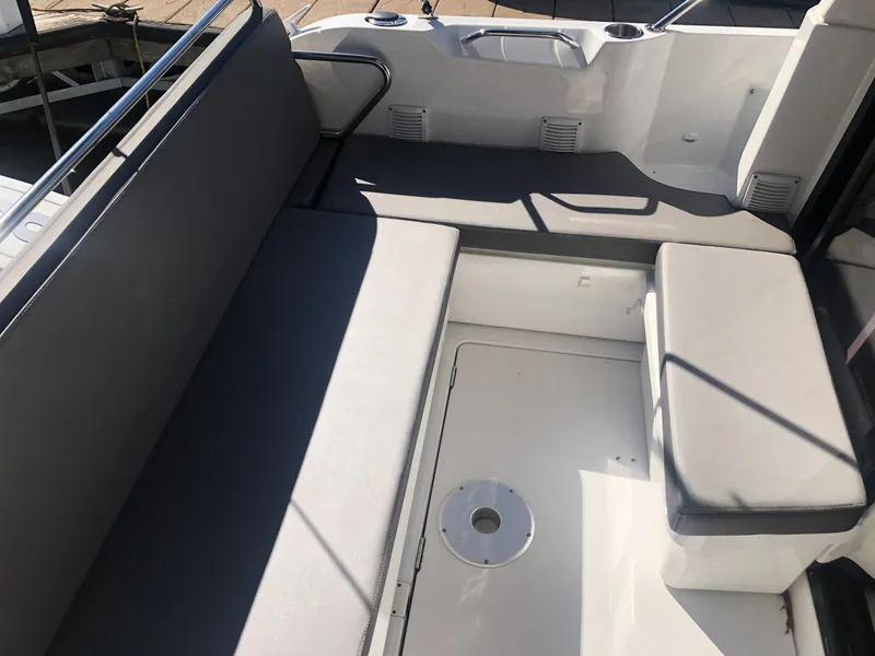 Slide: The Image of Beneteau Antares 9 2022 - 32