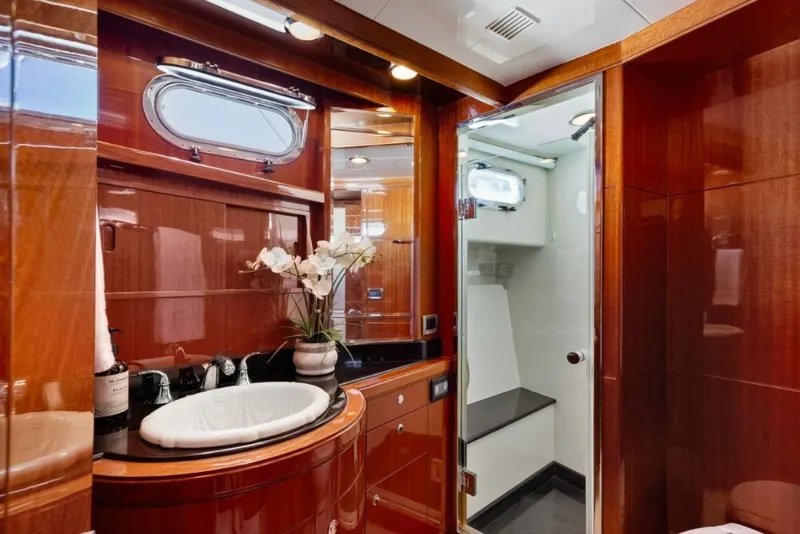 Slide: The Image of Ocean Alexander 74 Flybridge 2009 - 20