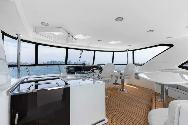 Slide: The Image of Ocean Alexander 74 Flybridge 2009 - 30