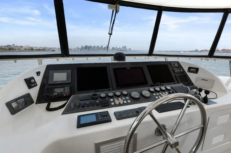 Slide: The Image of Ocean Alexander 74 Flybridge 2009 - 33