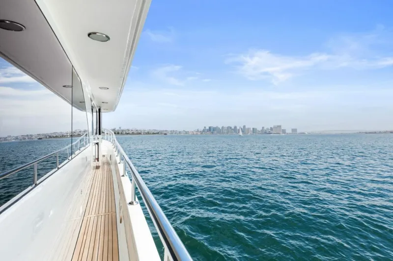 Slide: The Image of Ocean Alexander 74 Flybridge 2009 - 45