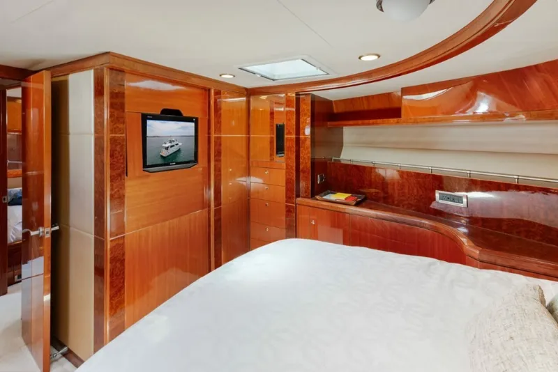 Slide: The Image of Ocean Alexander 74 Flybridge 2009 - 19