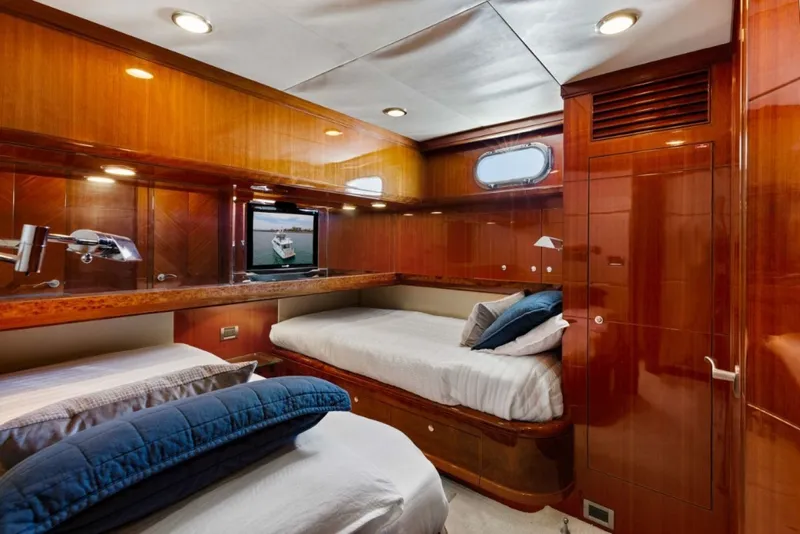 Slide: The Image of Ocean Alexander 74 Flybridge 2009 - 21