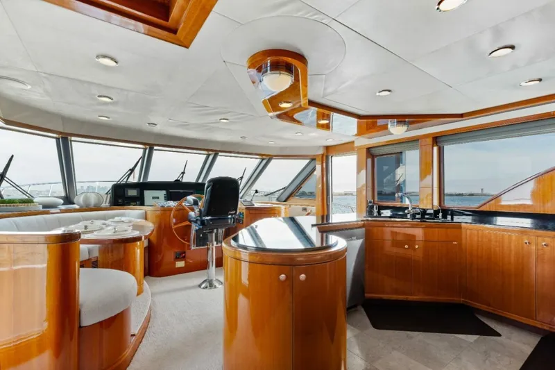 Slide: The Image of Ocean Alexander 74 Flybridge 2009 - 25