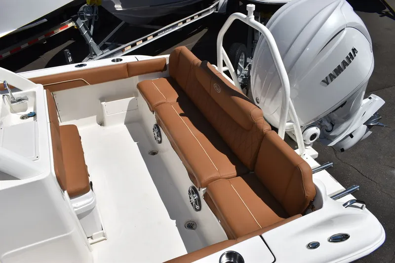 Slide: The Image of Key West Boats 239FSR 2025 - 12