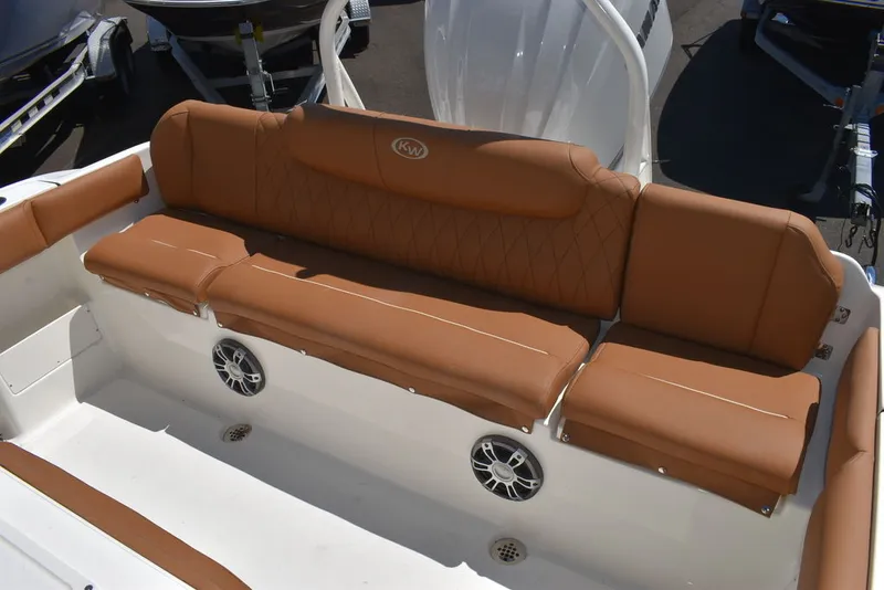 Slide: The Image of Key West Boats 239FSR 2025 - 23