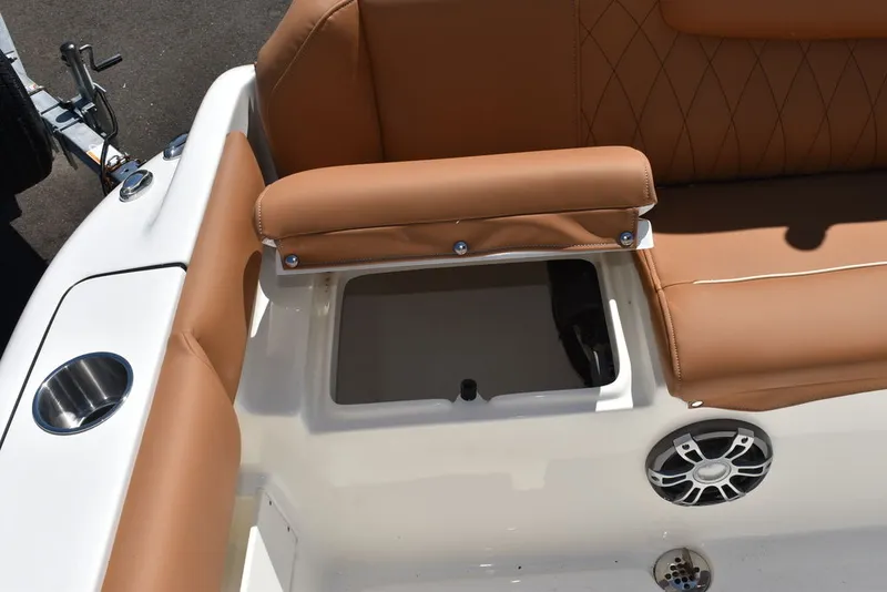 Slide: The Image of Key West Boats 239FSR 2025 - 27