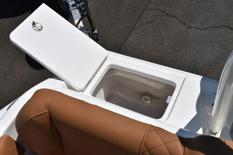 Slide: The Image of Key West Boats 239FSR 2025 - 28