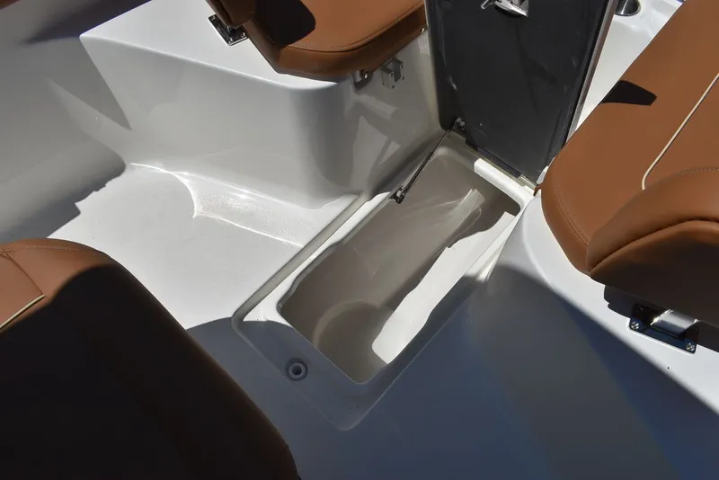 Slide: The Image of Key West Boats 239FSR 2025 - 62