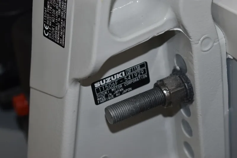 Slide: The Image of Stingray 172DC 2025 - 47