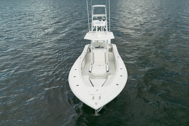 Slide: The Image of Yellowfin 36 Offshore 2017 - 4
