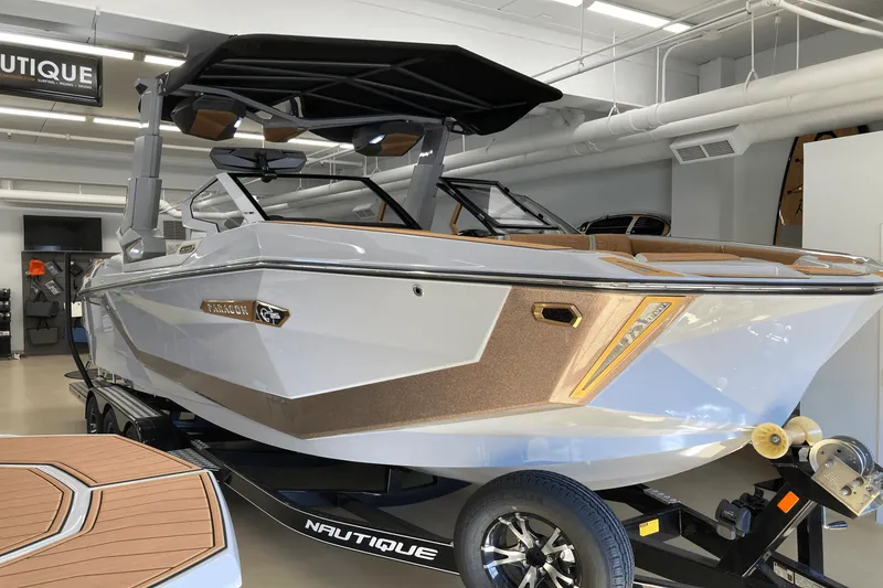 Slide: The Image of Nautique G25 Paragon 2025 - 2