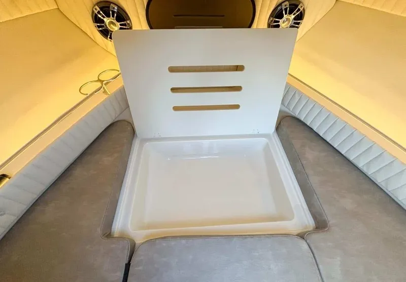 Slide: The Image of Stingray 23 OCX 2025 - 40