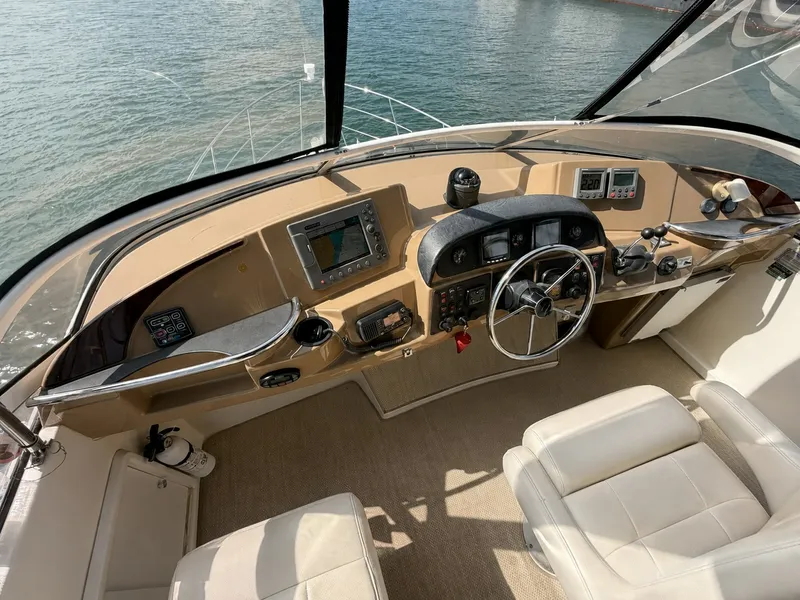 Slide: The Image of Carver Yachts 40 2004 - 4