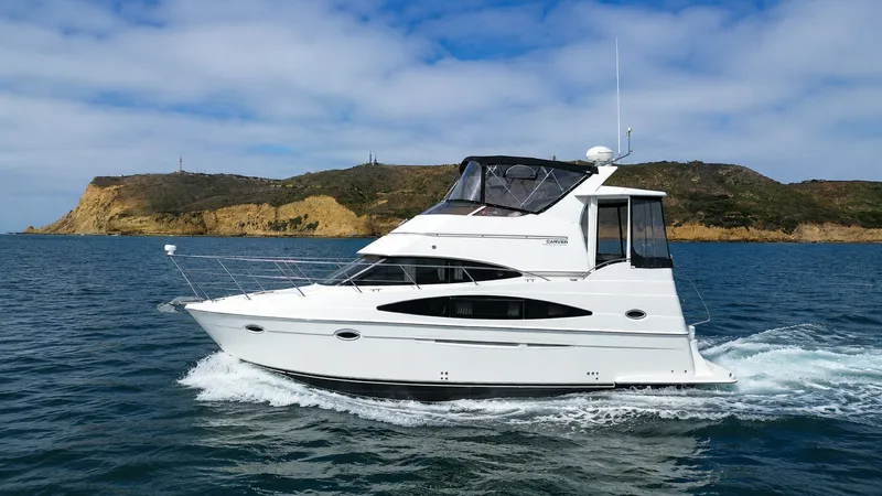 The Image of Carver Yachts 40 2004 - 0