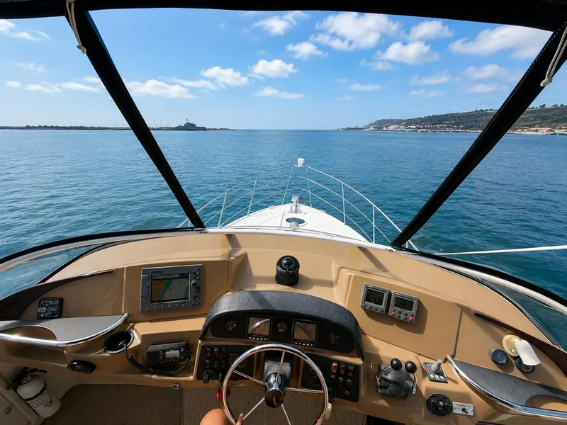 Slide: The Image of Carver Yachts 40 2004 - 3
