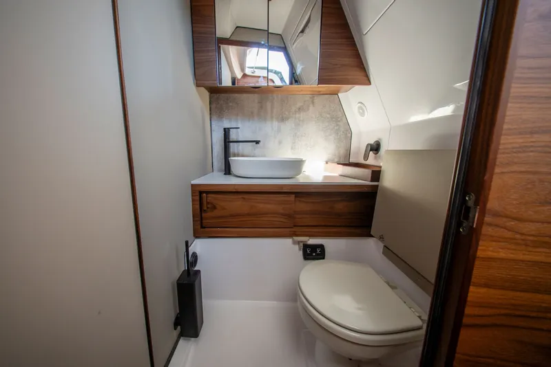Slide: The Image of Axopar 38 Cross Cabin 2026 - 44