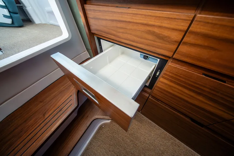 Slide: The Image of Axopar 38 Cross Cabin 2026 - 48