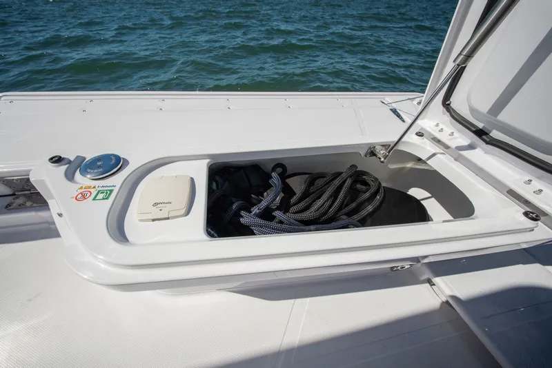 Slide: The Image of Axopar 38 Cross Cabin 2026 - 25