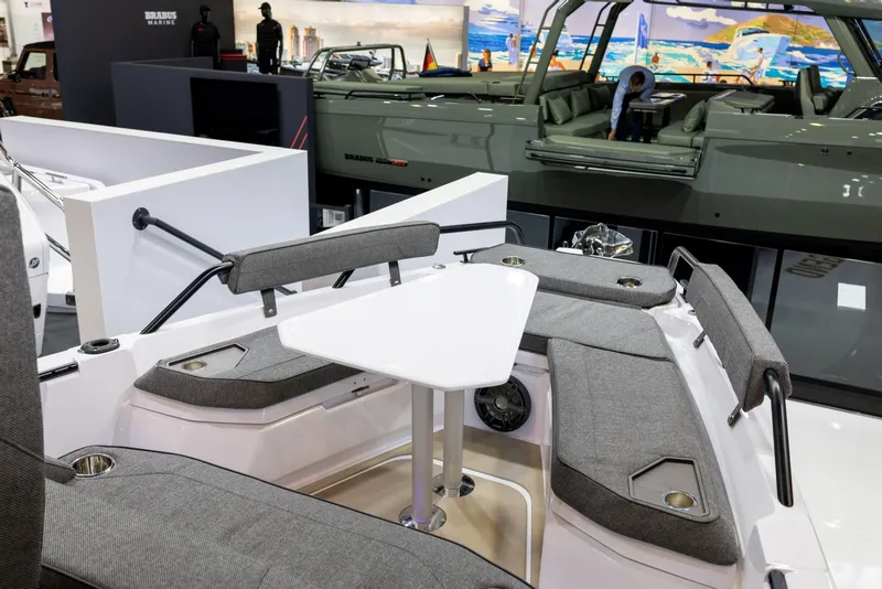 Slide: The Image of Axopar 38 Cross Cabin 2026 - 4