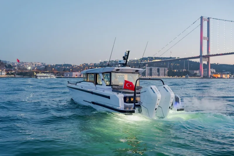Slide: The Image of Axopar 38 Cross Cabin 2026 - 15