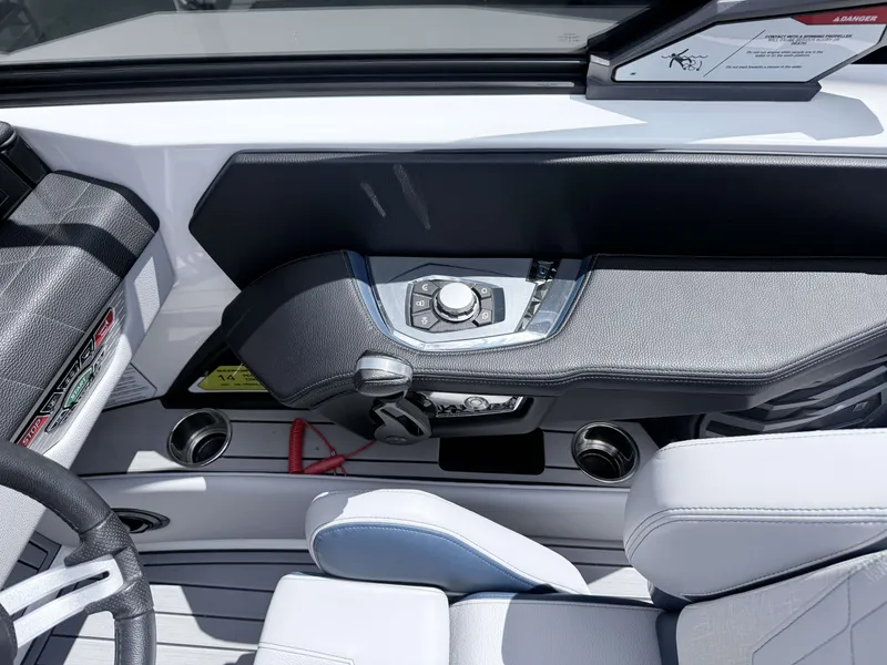 Slide: The Image of Nautique Super Air Nautique G 2022 - 22