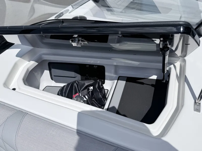 Slide: The Image of Nautique Super Air Nautique G 2022 - 26