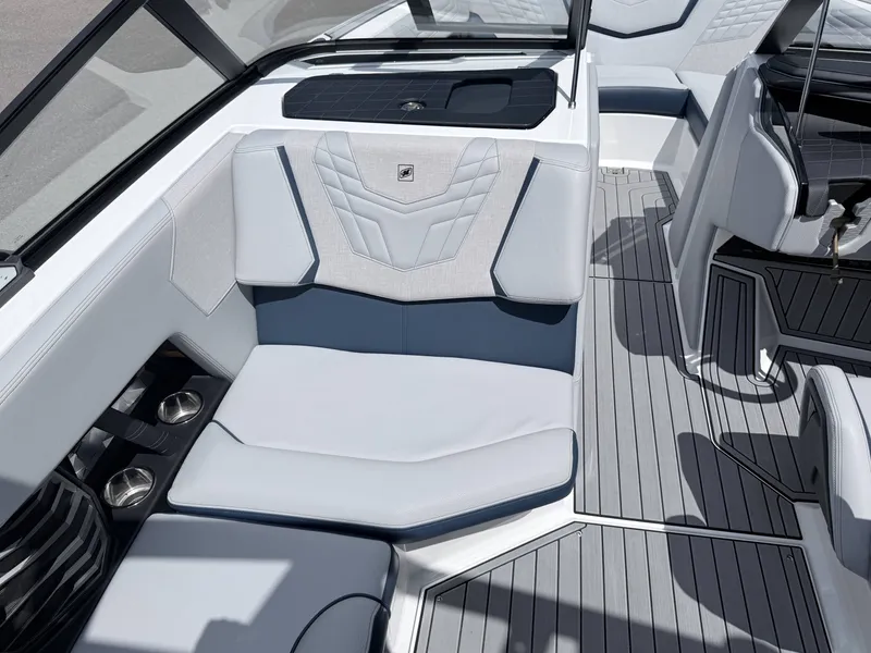Slide: The Image of Nautique Super Air Nautique G 2022 - 18
