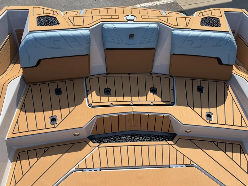 Slide: The Image of Nautique Ski Nautique 2027 - 11