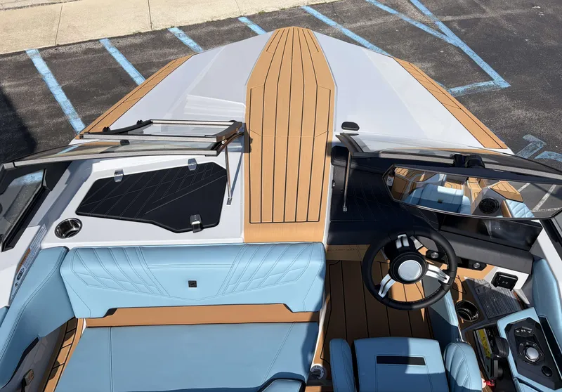 Slide: The Image of Nautique Ski Nautique 2027 - 23
