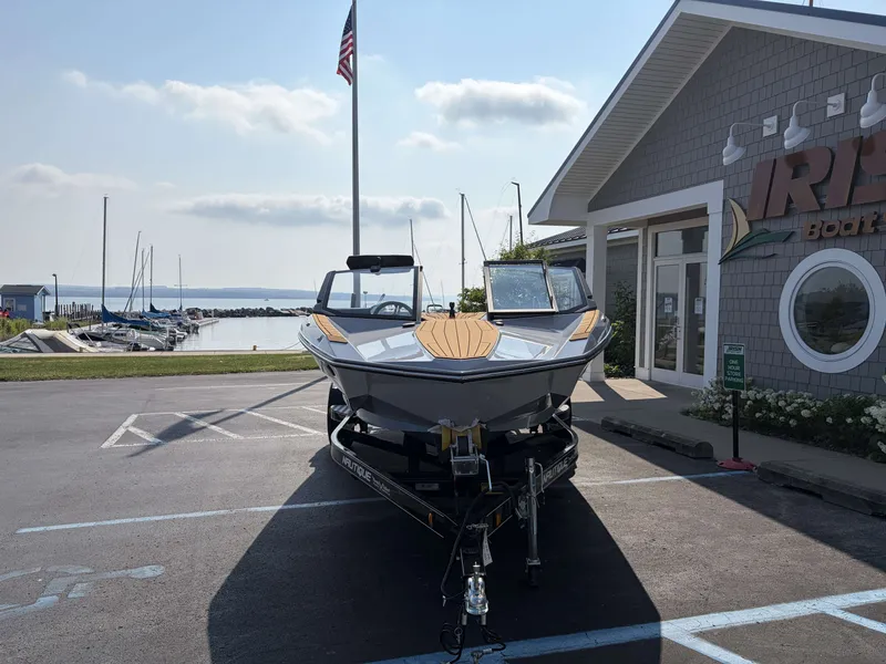 Slide: The Image of Nautique Ski Nautique 2027 - 4