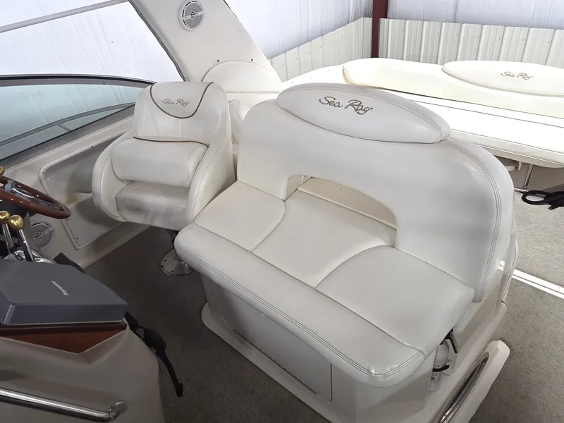 Slide: The Image of Sea Ray 340DA 1999 - 16