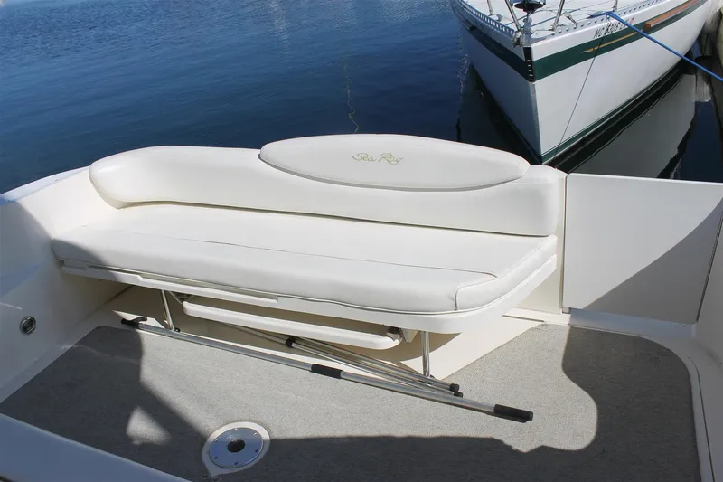 Slide: The Image of Sea Ray 340DA 1999 - 9