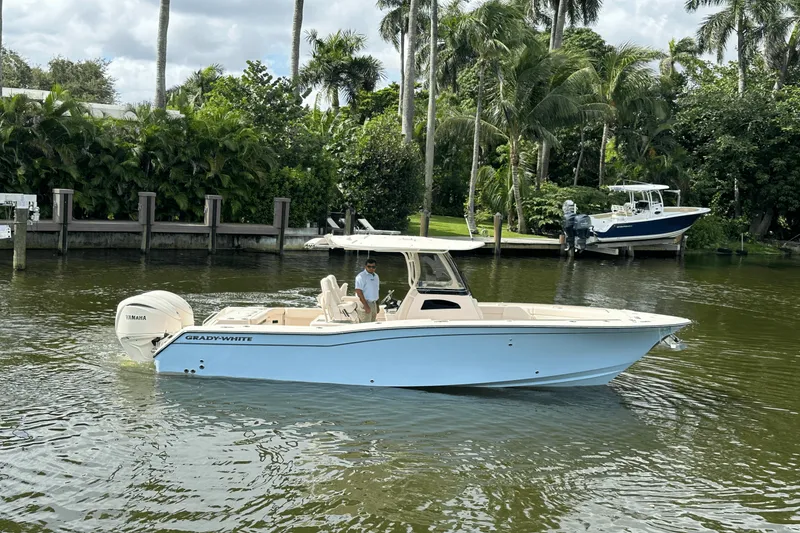 The Image of Grady-White Canyon 271 2025 - 0