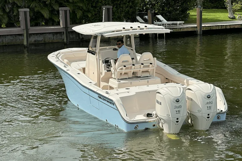 Slide: The Image of Grady-White Canyon 271 2025 - 10