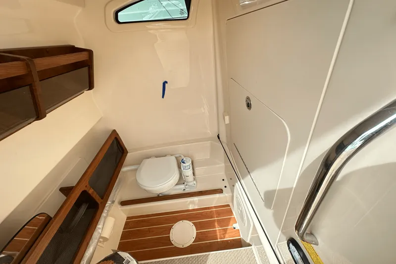 Slide: The Image of Grady-White Canyon 271 2025 - 25